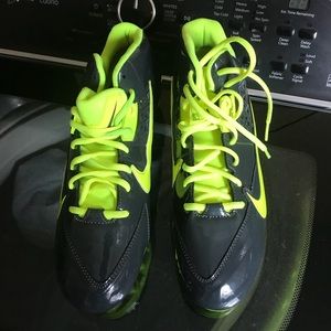 Men’s lacrosse cleats